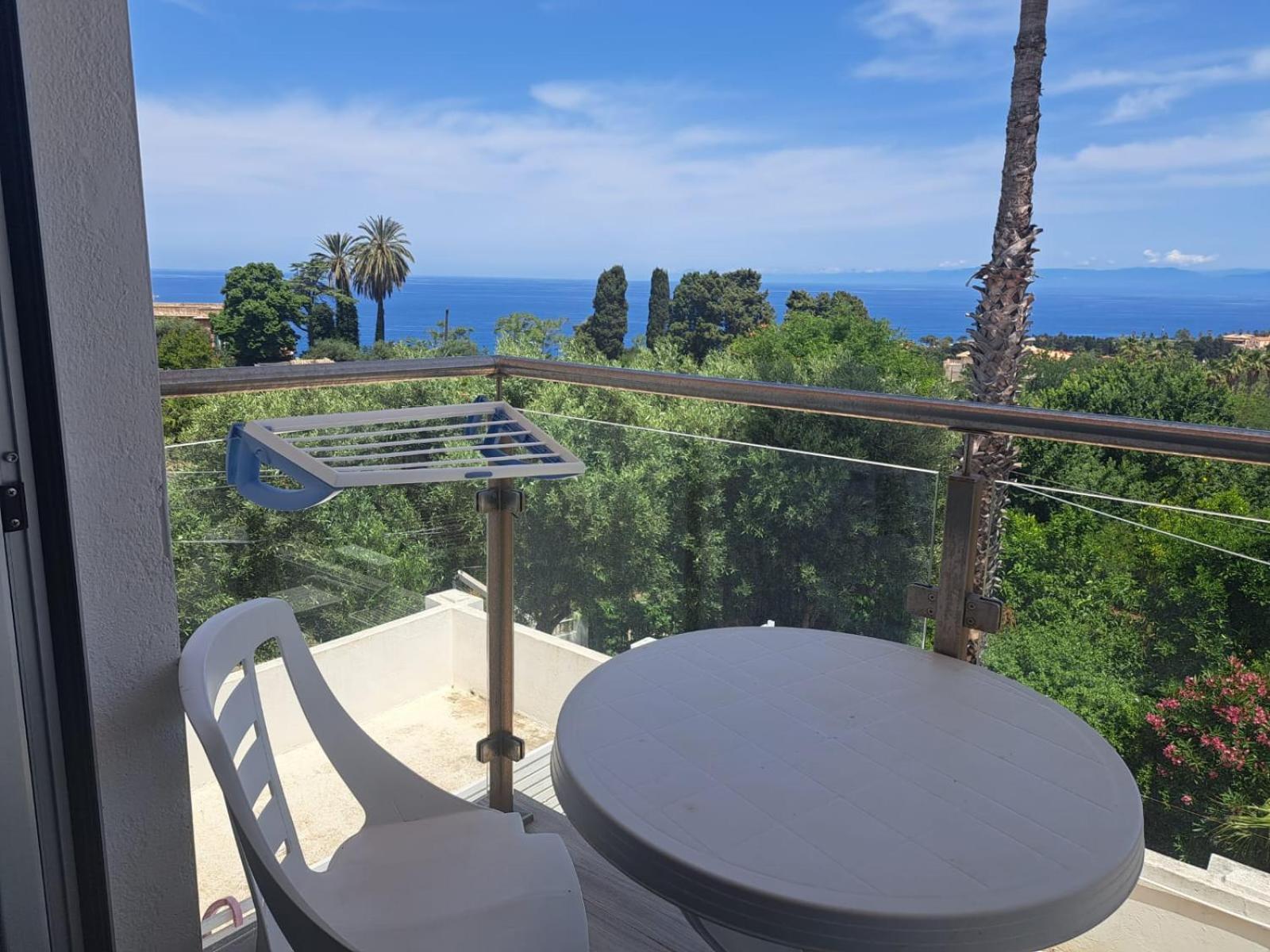 B&B Decarlo Property Tropea Exterior photo